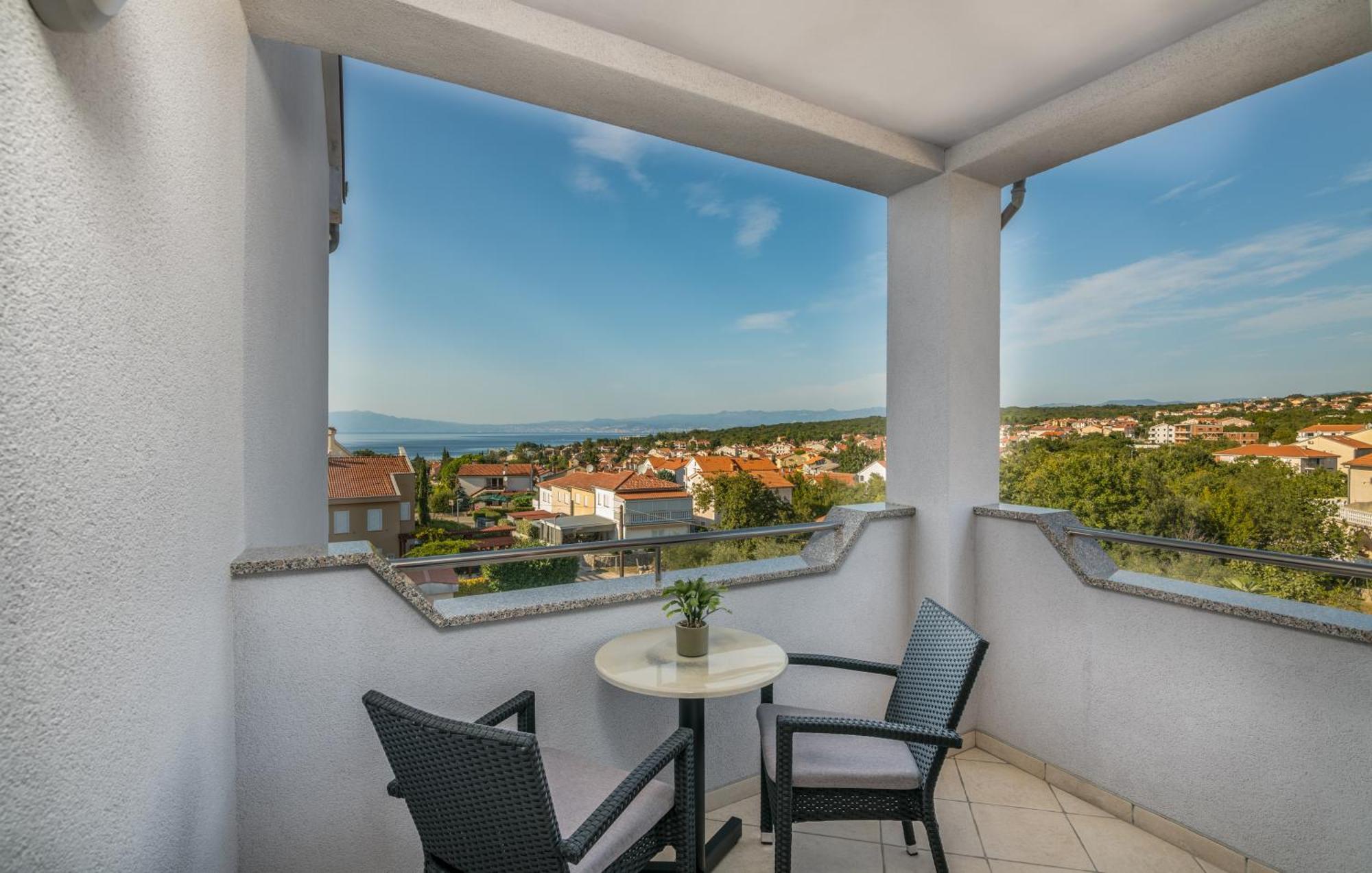 Apartments Kvarner Malinska Esterno foto